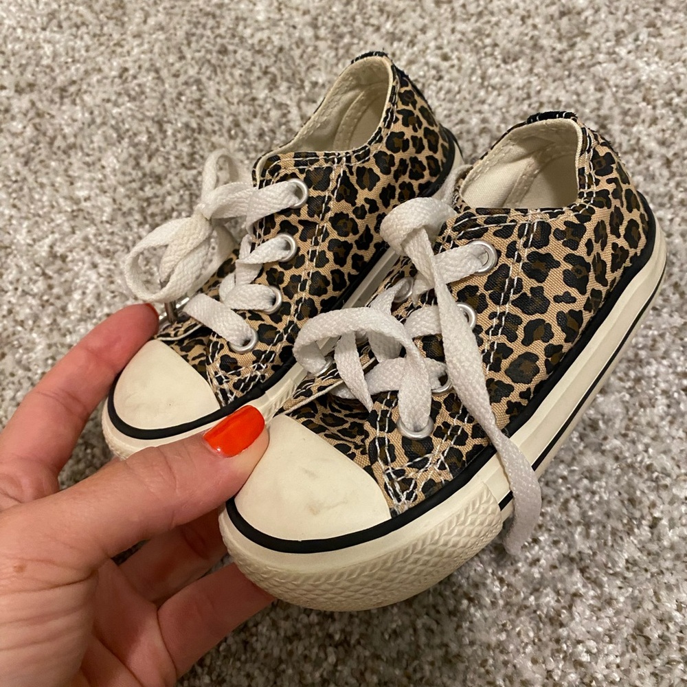 Toddler Leopard Converse